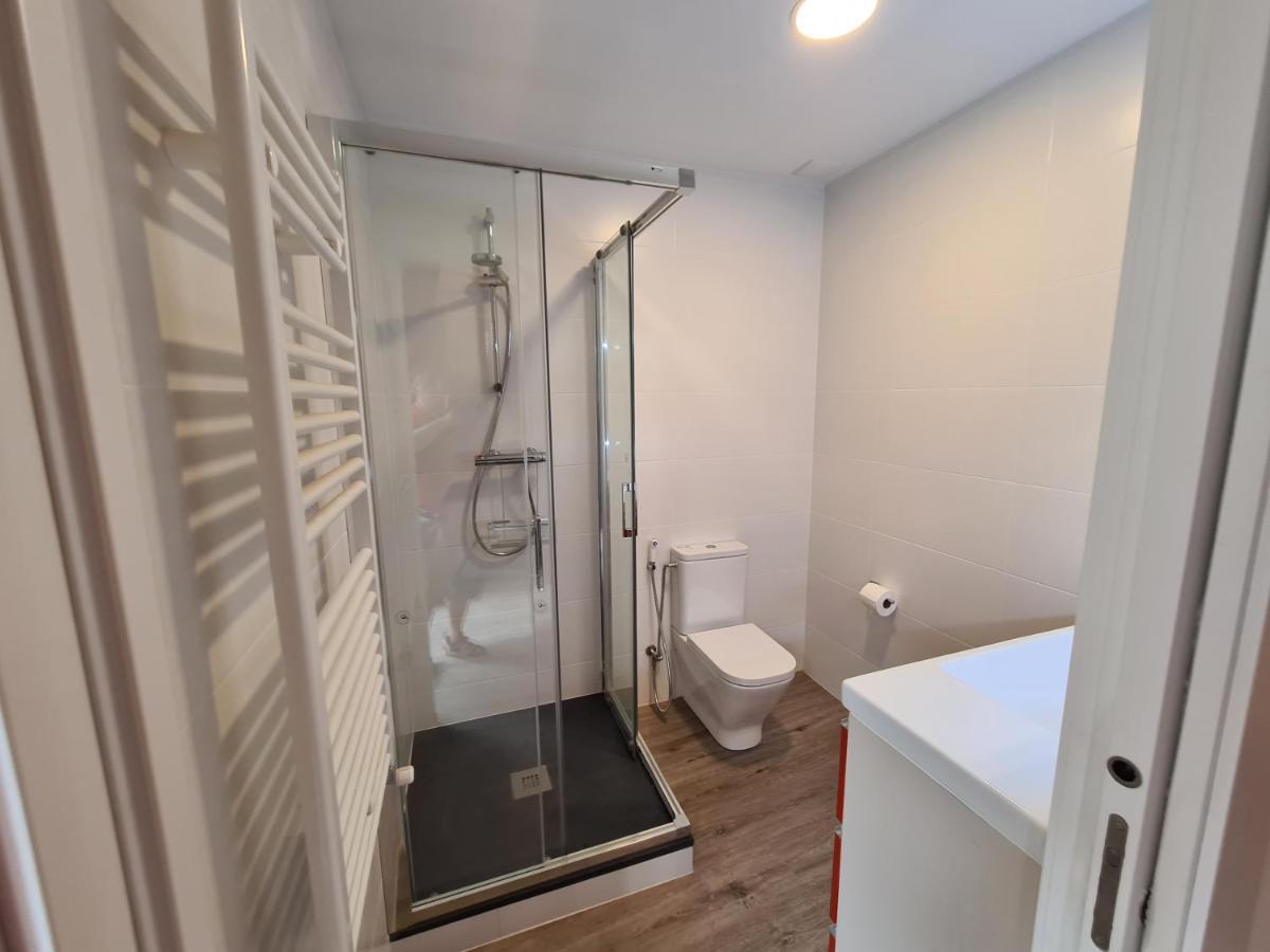 Apartaments Vicus 3 Con Vistas A La Plaza Mayor De فيك المظهر الخارجي الصورة